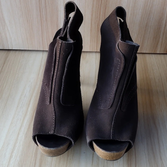 Pedro Garcia Brown Suede Peep Toe Booties, Cone Heel Size 38.5 US 8 - Picture 1 of 8